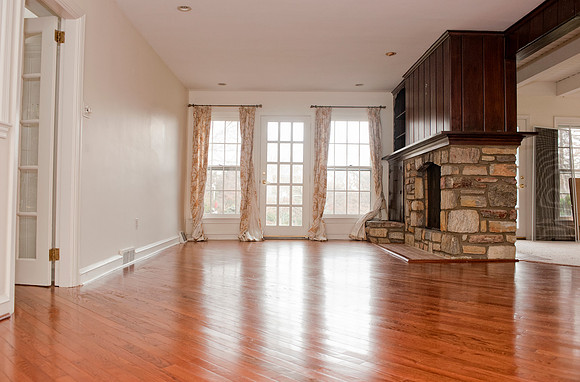 Realtor Listing